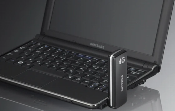 Swedish telecommunications company TeliaSonera has launched its 4G network in Sweden and Norway, incorporating USB modems developed by Samsung