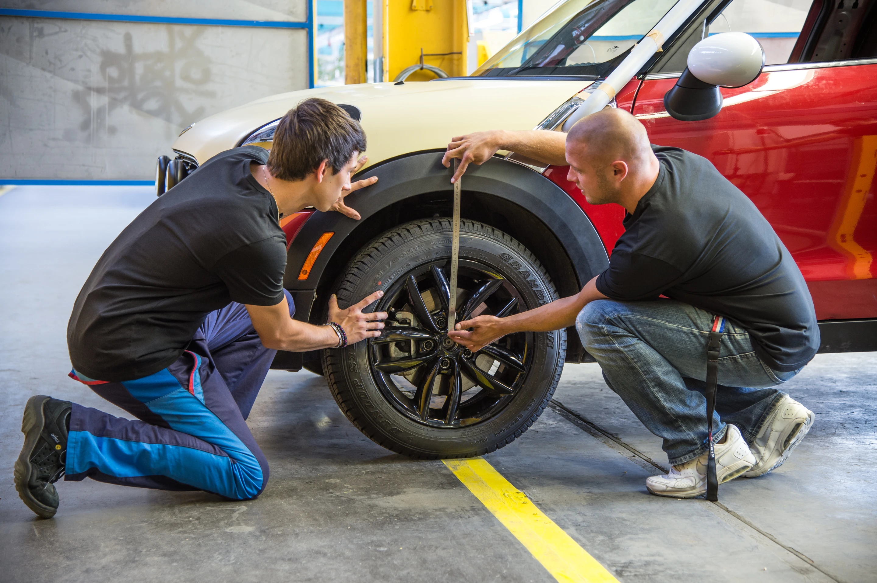 The MINI team at work on the Paceman Adventure