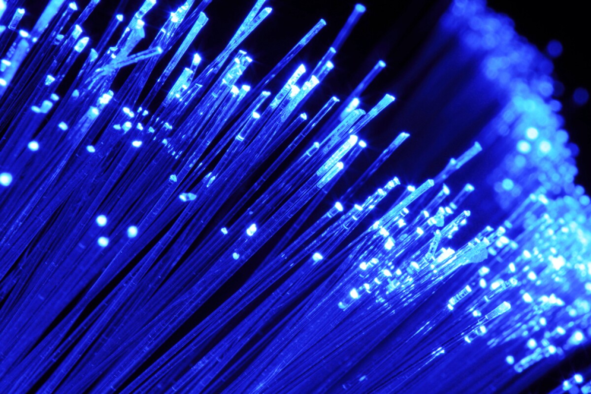 DTU researchers have set a new data transmission record of 43 Tbps over optical fiber (Photo: Shutterstock)