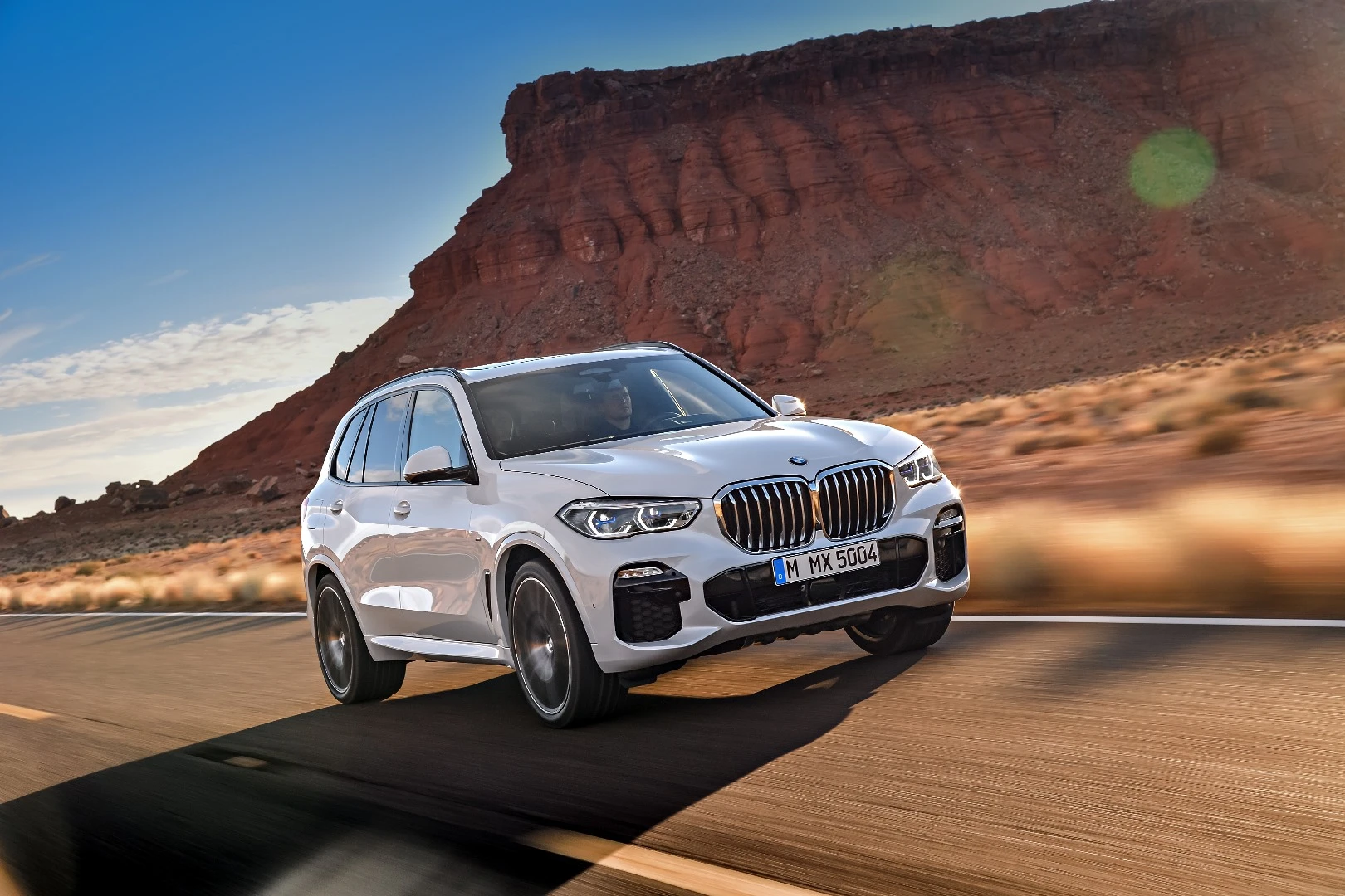 Boot capacity in the new BMW X5 is listed as 1,860 L with the seats folded down, and 645 L with them left up