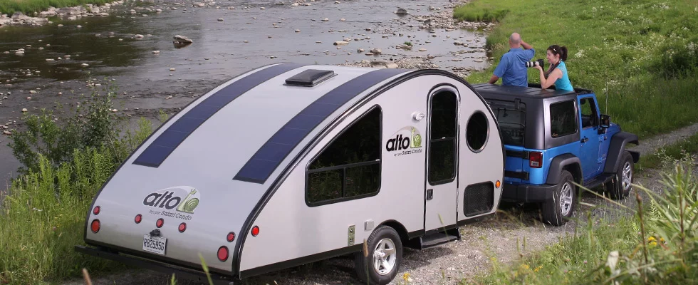 Alto R 1723 features an intelligent and modern teardrop design