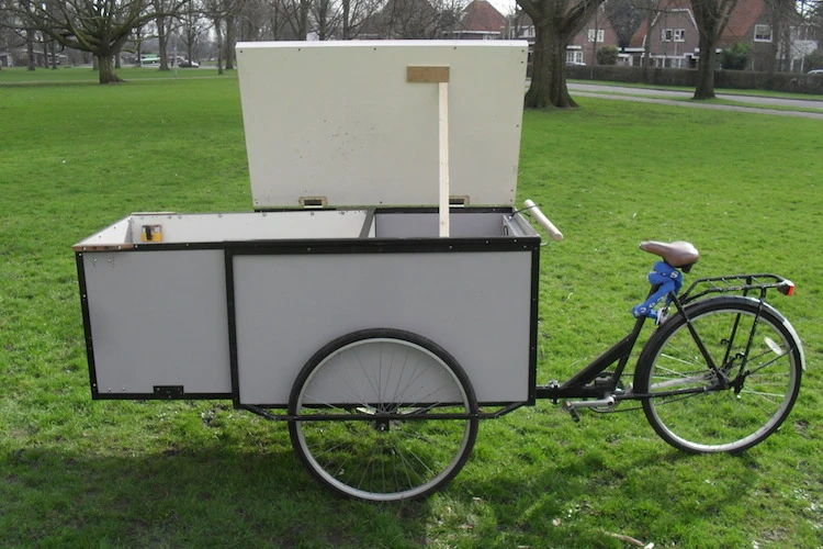 With a few simple adjustments, the Housetrike sets up in shelter mode