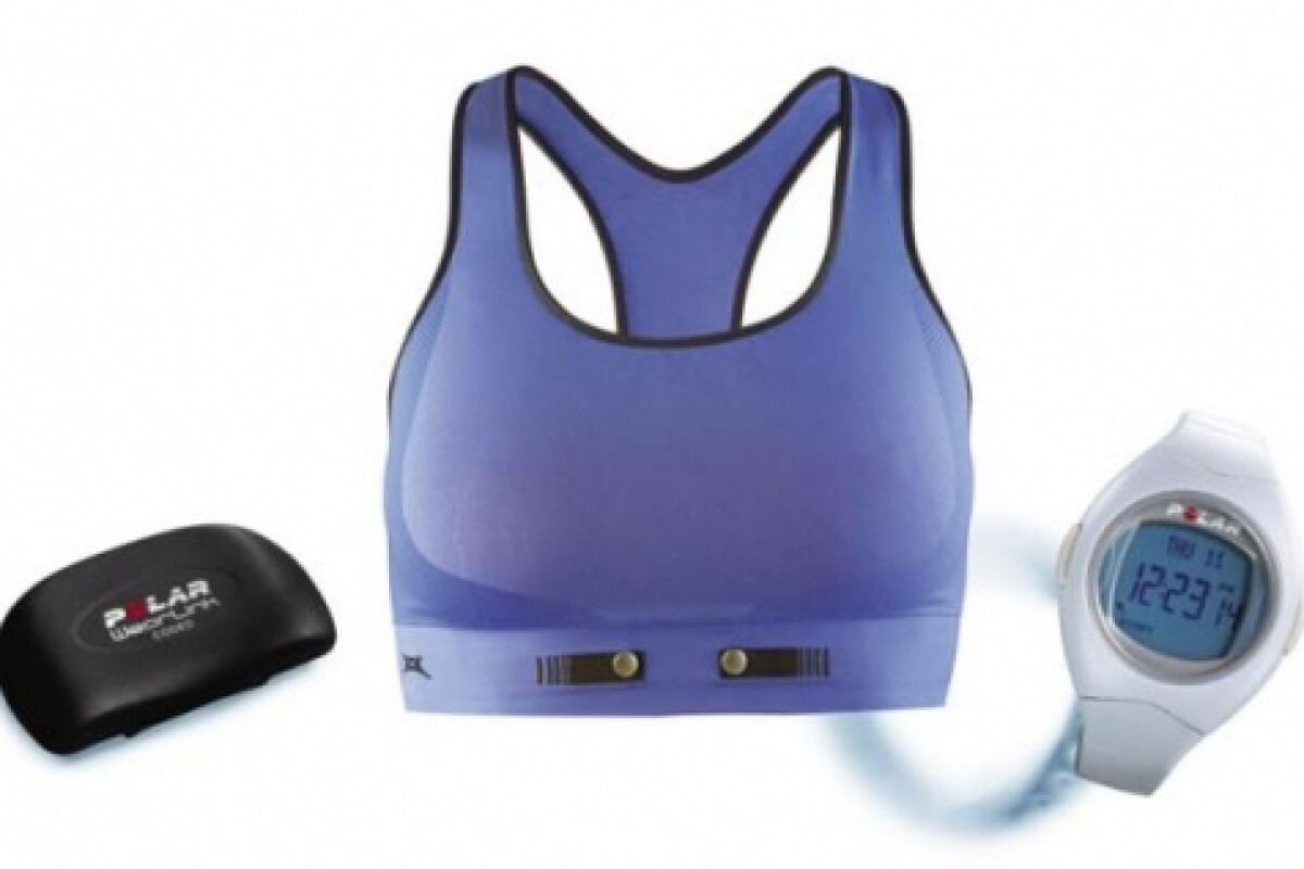 Sports bra monitors heart rate with builtin heart monitor