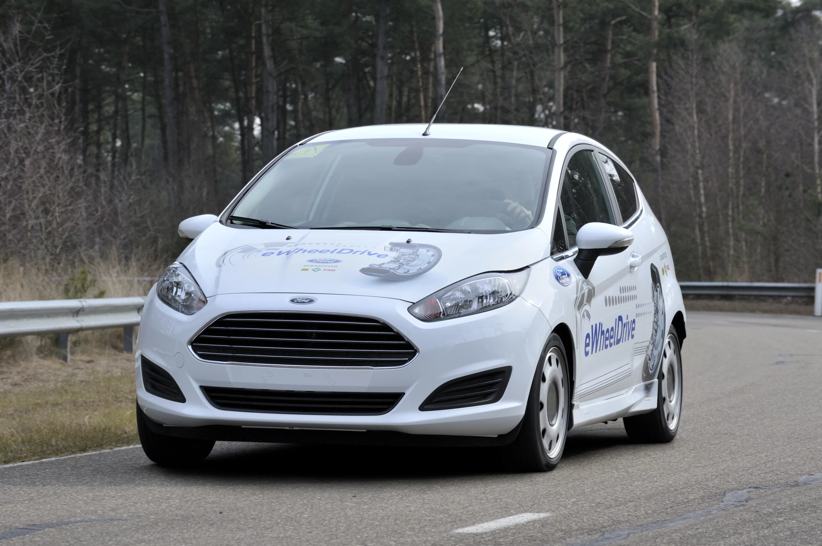 The motor in the eWheelDrive is replaced by a battery