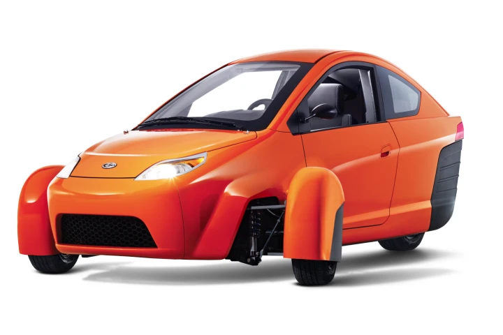 The launch date for Elio Motors' sub-US$7,000, three-wheel, tandem seat, 84 mpg (2.8 L/100km) marvel has been delayed ... again