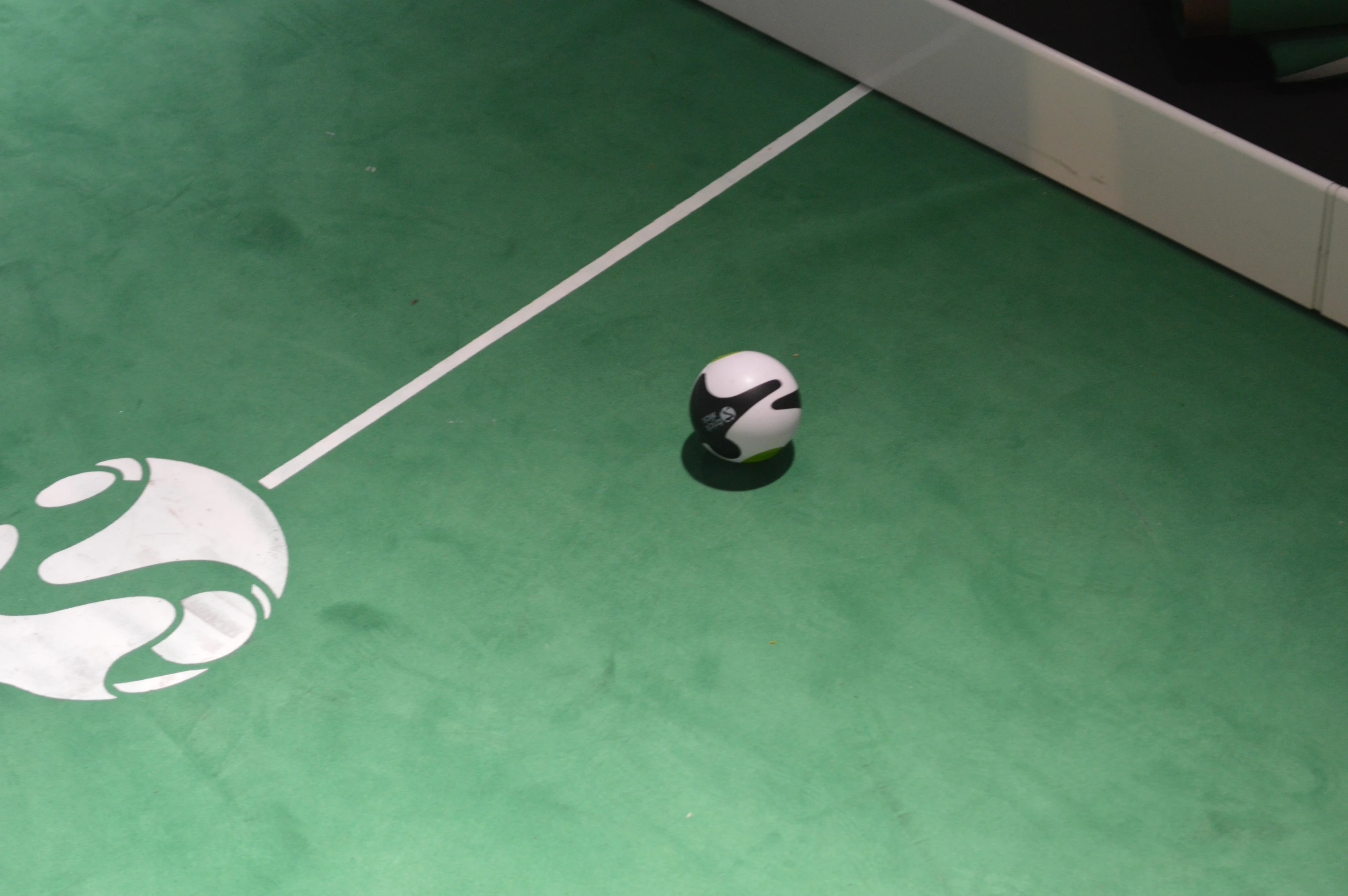 Mini field, mini ball