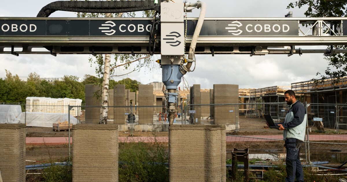 One apartment per day: Student housing gets 3D printed crazy fast One apartment per day: Student housing gets 3D printed crazy fast