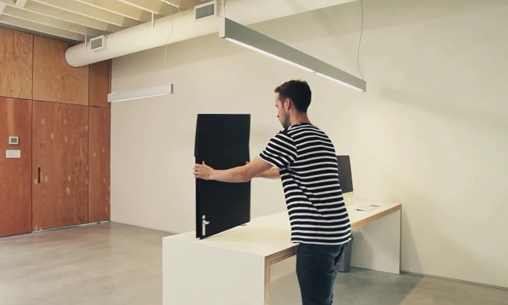 Oristand can be stored flat, and unfolded as needed