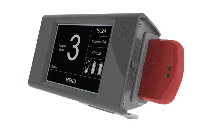 The SmartCap touchscreen display doubles as a single-card charger