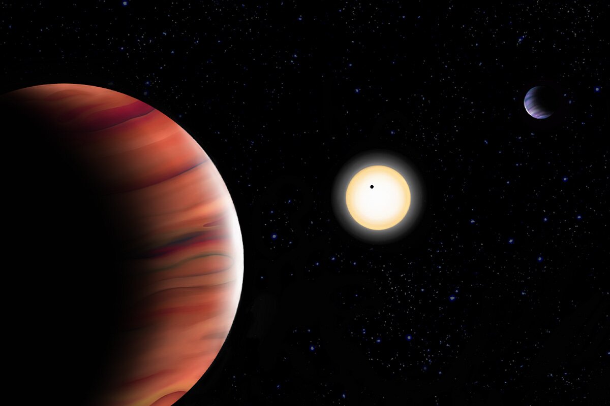Antarctic telescope spies alien worlds with ever-shifting orbits