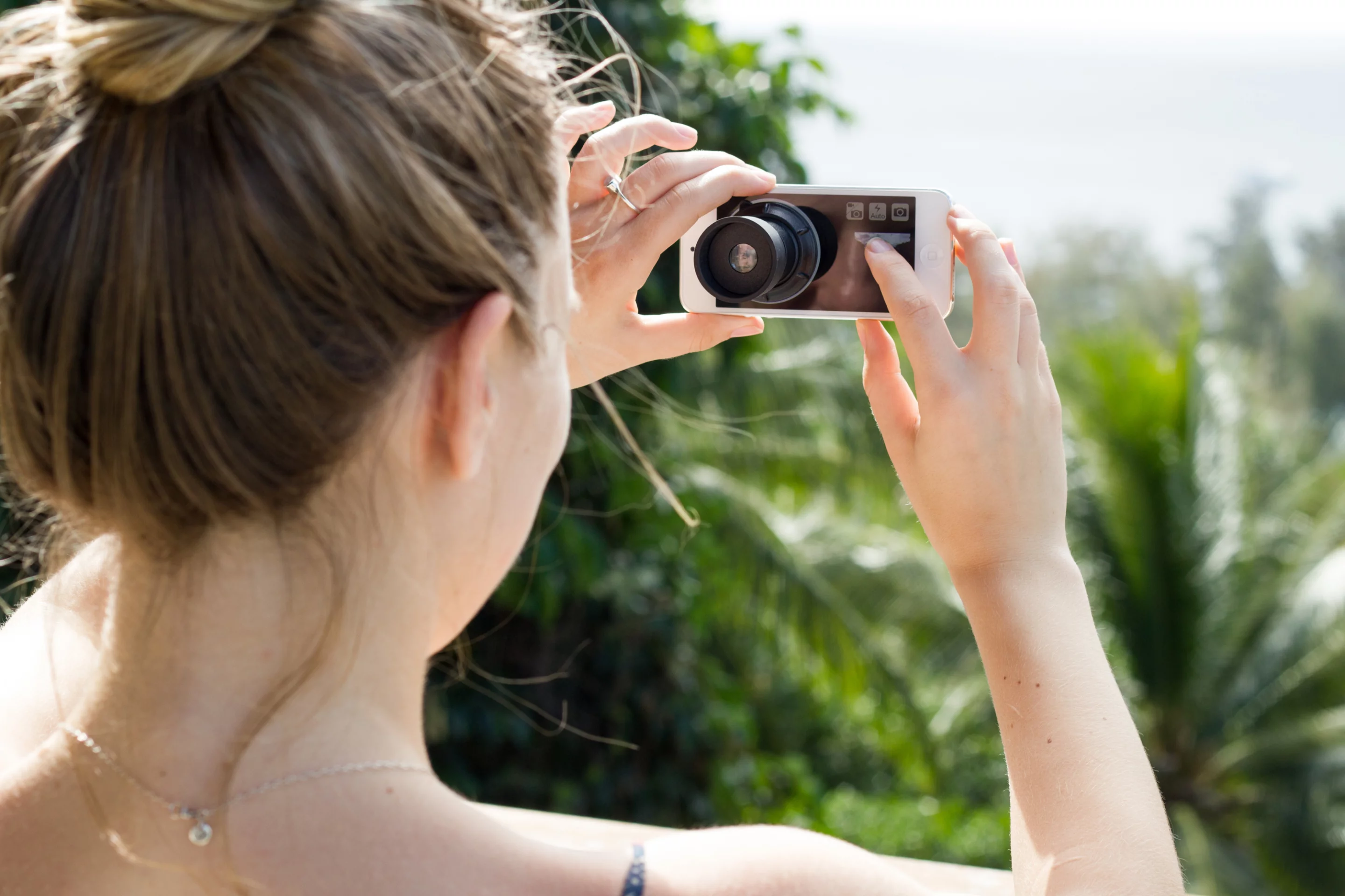 The Daylight Viewfinder in use