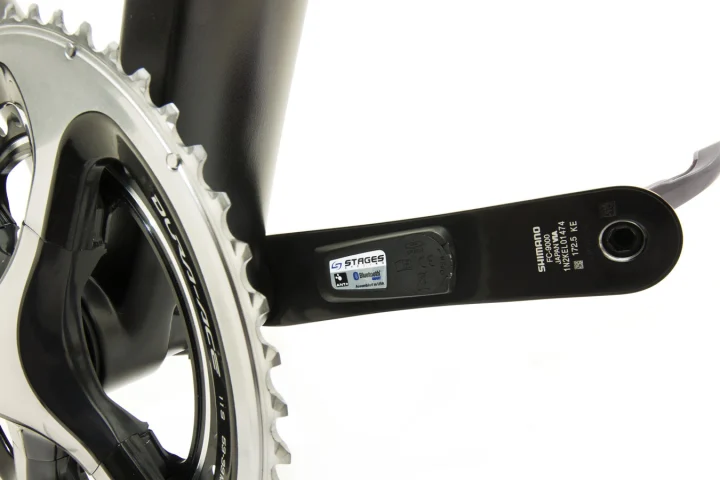 StageONE power meter uses a strain gage and an accelerometer to measure output