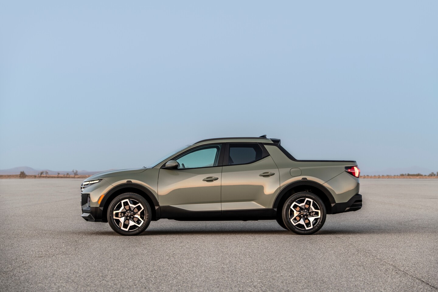 Hyundai drops full specs on Santa Cruz pickup truck