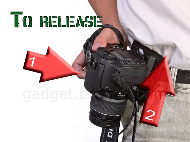 Brando's camera waist holder gives you quick access to your camera so you won't miss the perfect shot