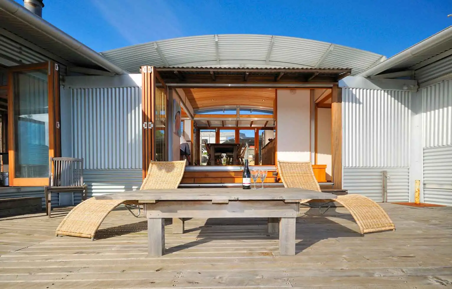 Ecoshelta Pod beach house installation