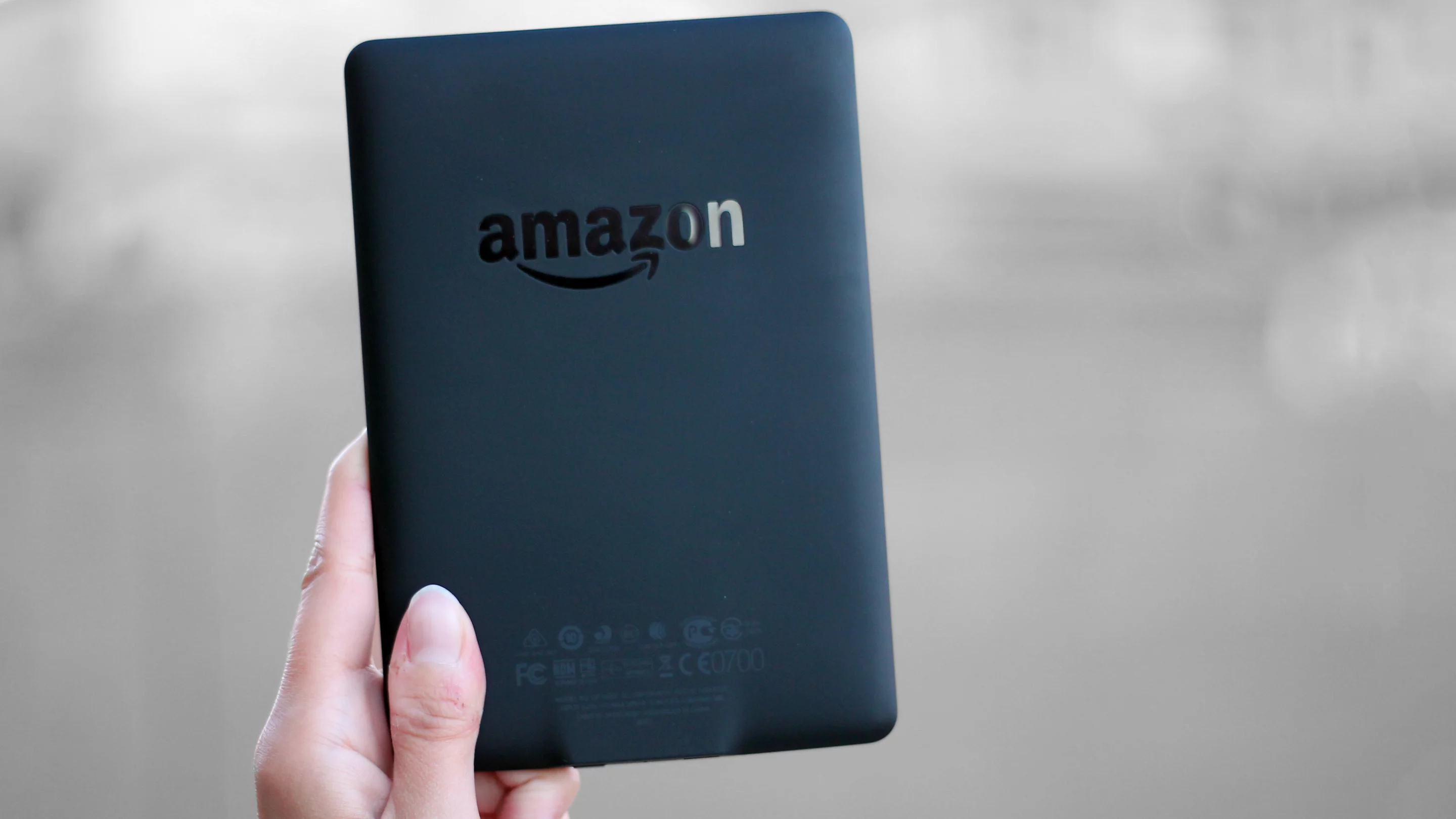 The Paperwhite is very light, at just 207 g (7.3 oz)