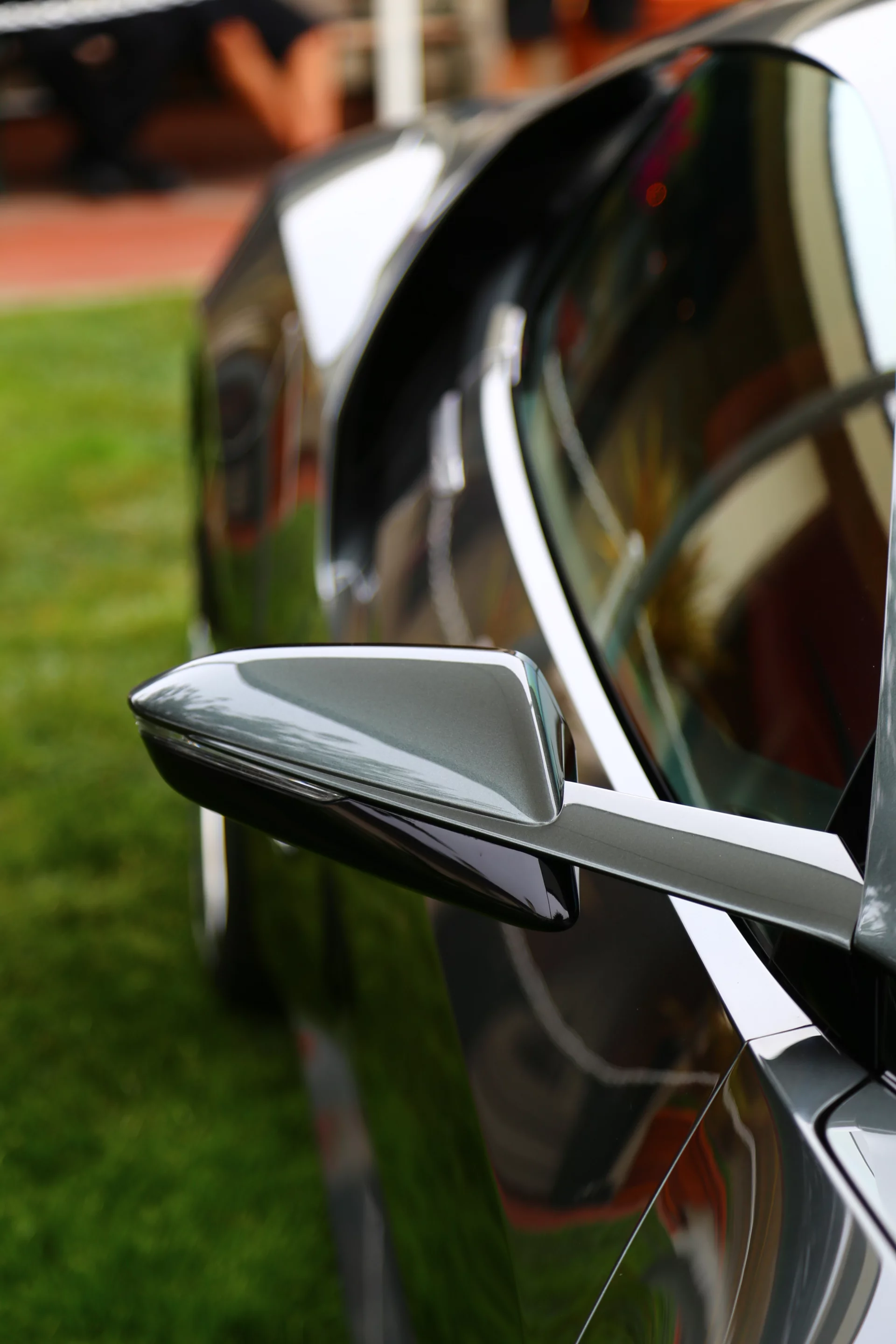 Acura's NSX Concept, unlike other high performance exotics like LaFerrari and Porsche's 918, is expected to come in under the $250,000 price range (Photo: Angus MacKenzie/Gizmag.com)