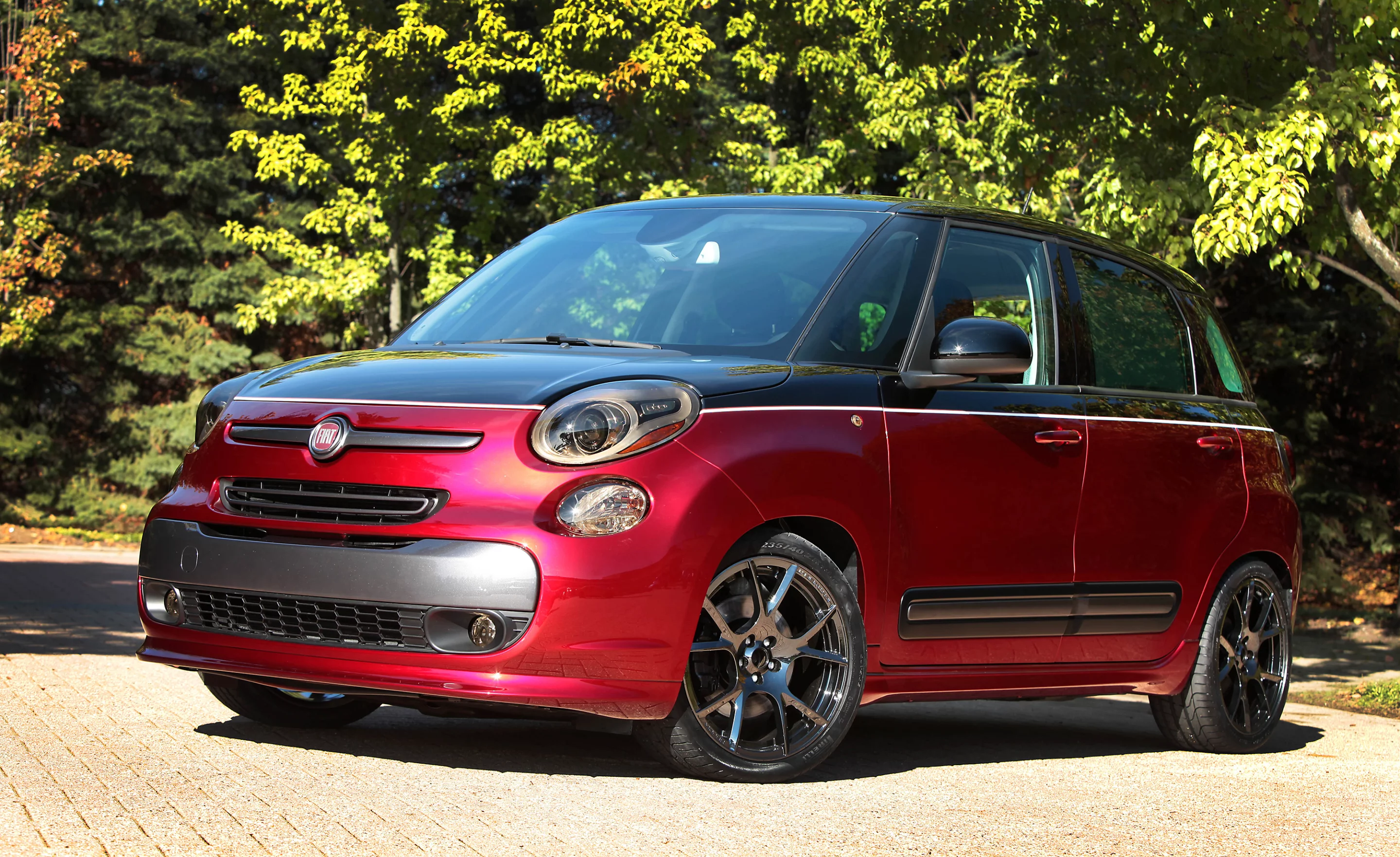 The Fiat 500L Custom is designed to combine "West Coast Culture with Italian design"