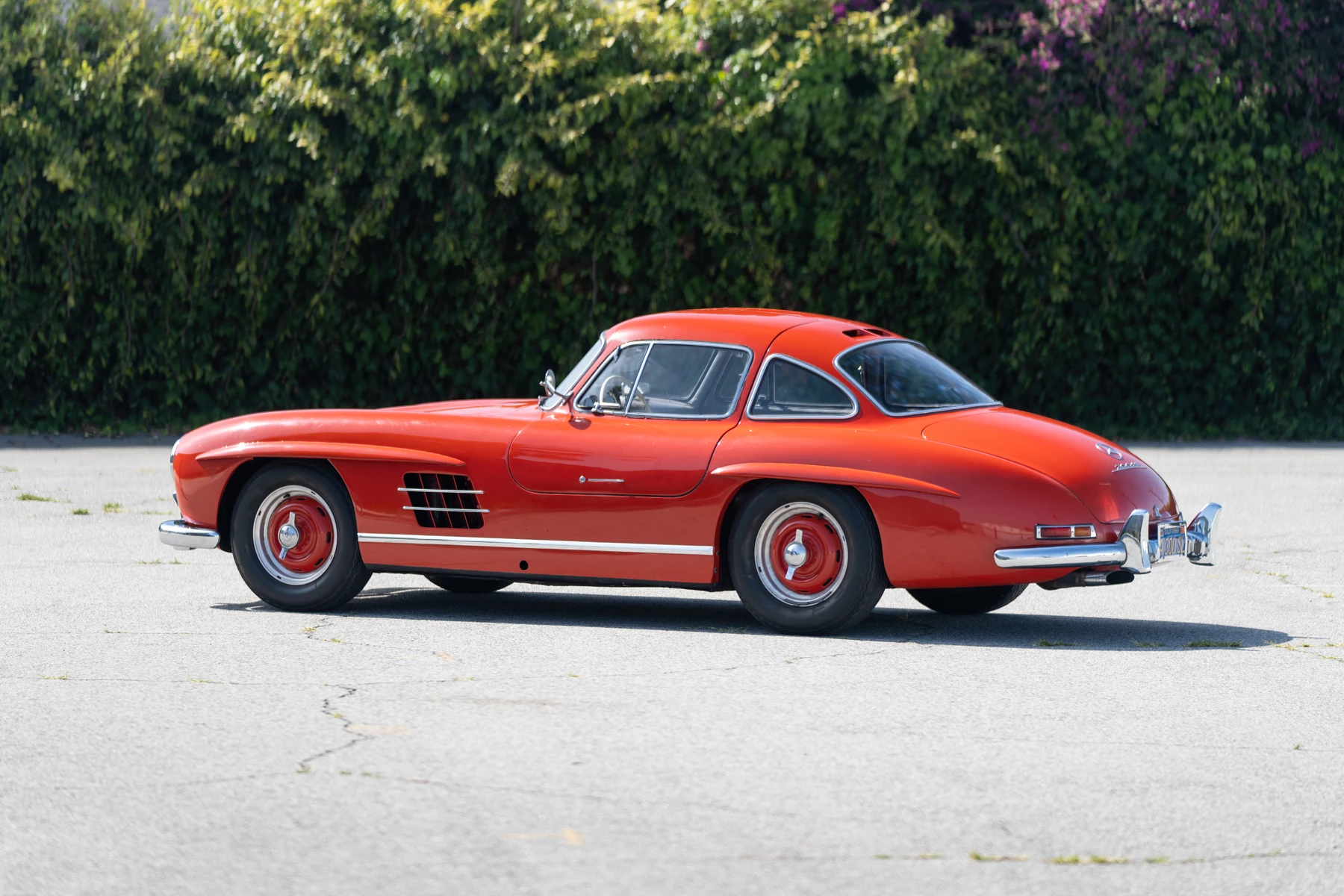 No Sale | 1955 Mercedes-Benz 300 SL Gullwing | High Bid: $1,060,000 | Gooding & Company | Geared Online | 7 August 2020 | Lot 76 | Estimate: $1,200,000 to $1,400,000 | Official Gooding & Co Auction Page