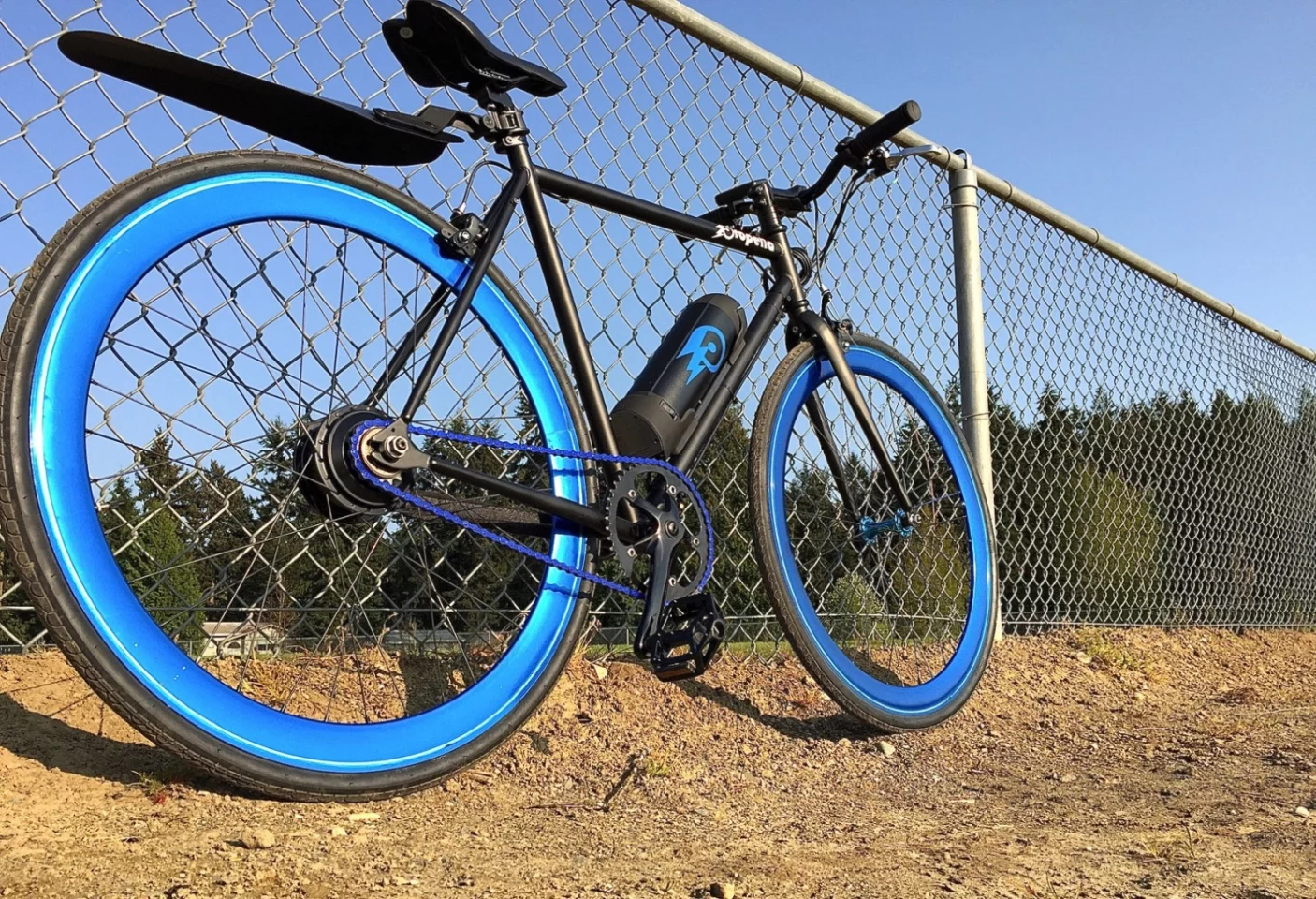 Propella updates the classic bike design with a bit of extra color