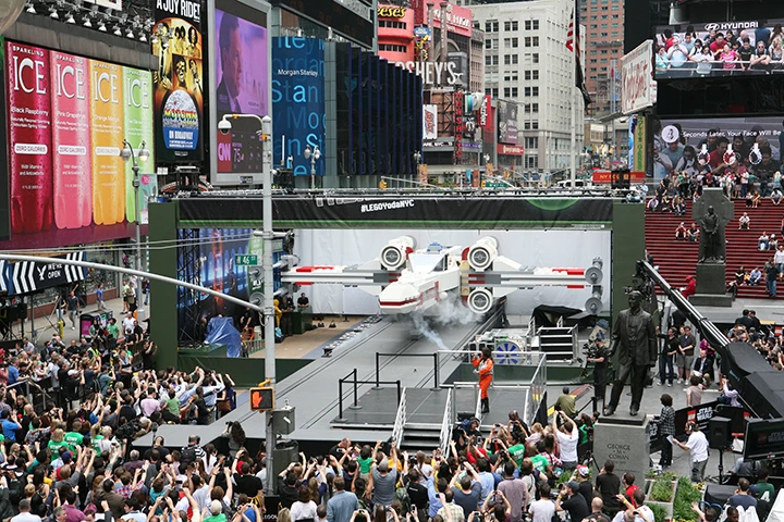 The 1:1 scale Lego X-Wing is unveiled in Times Square