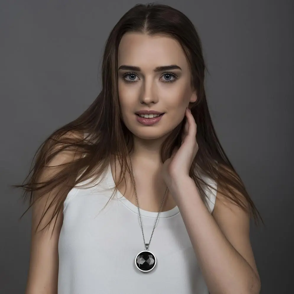 A discreet piece of smart jewelry that alerts loved ones when a woman feels in danger has taken out the US$1 million XPrize for Women’s Safety