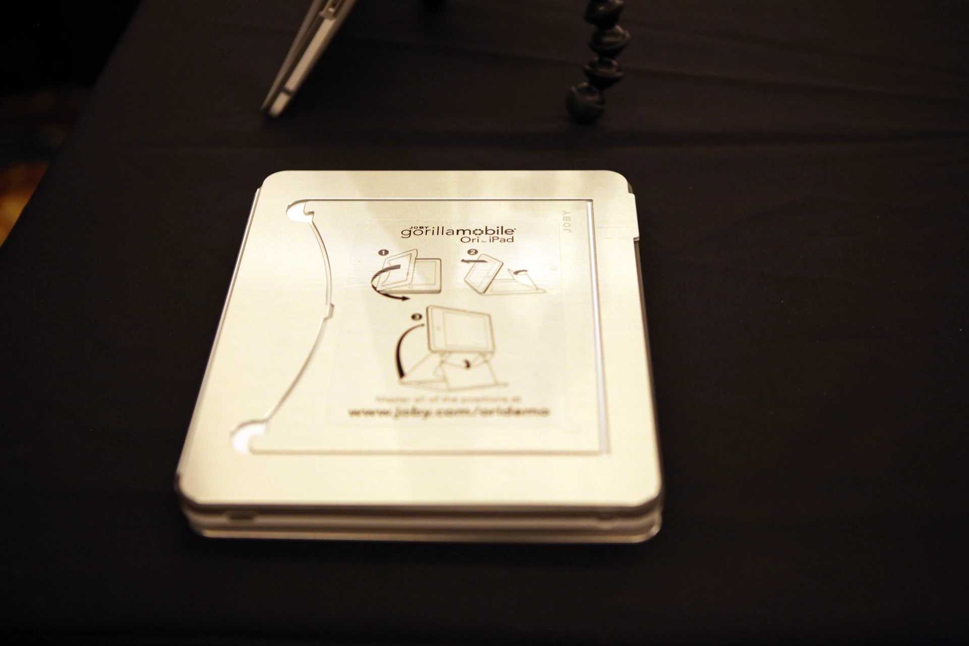 Protecting an iPad as CES, the fiendishly clever Joby Ori iPad stand