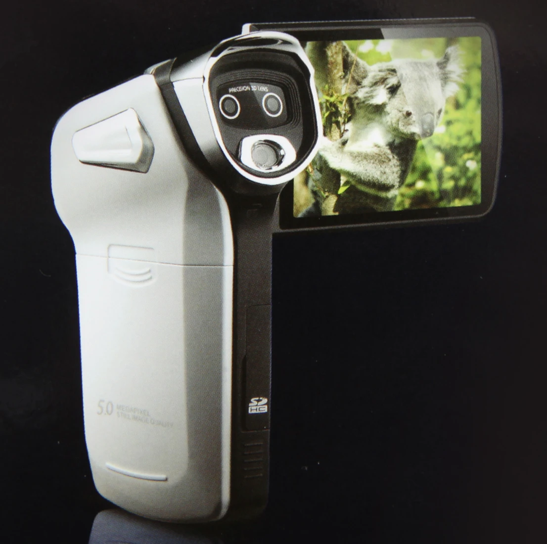 The DXG DVX-5D7 3D camcorder