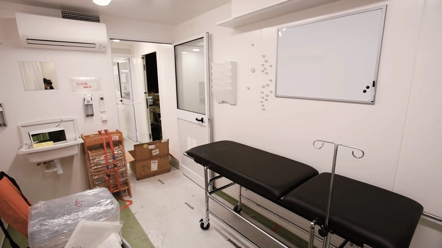 Médecins Sans Frontières' new Mobile Unit Surgical Trailer (MUST) is a complete mobile hospital on a truck that can be operational within three hours, saving precious time during conflicts or disasters