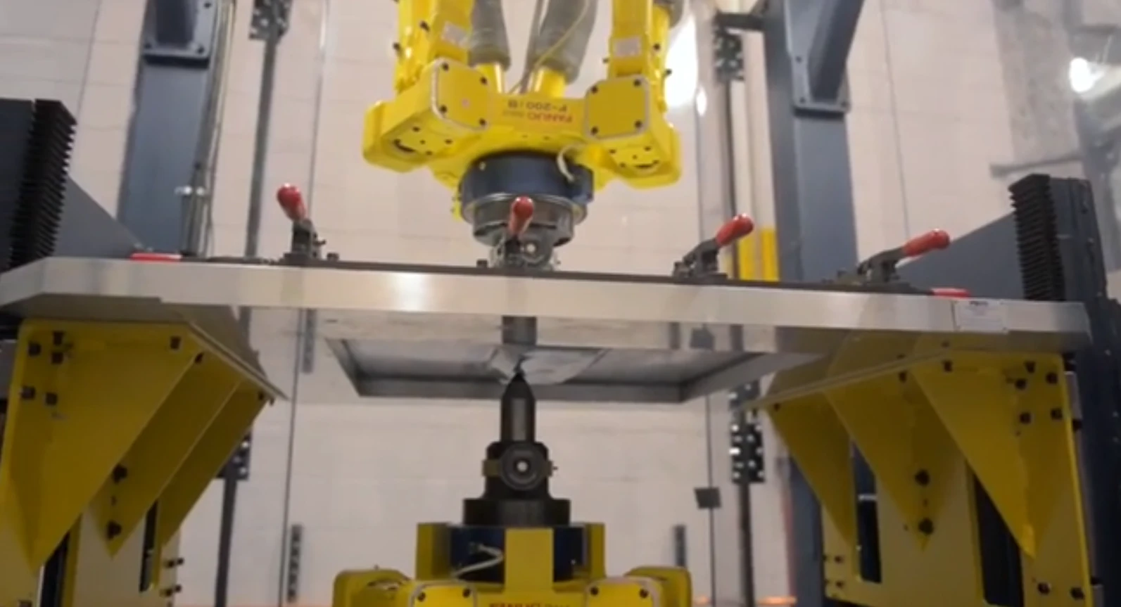 Ford Freeform Fabrication Technology uses a pair of styluses