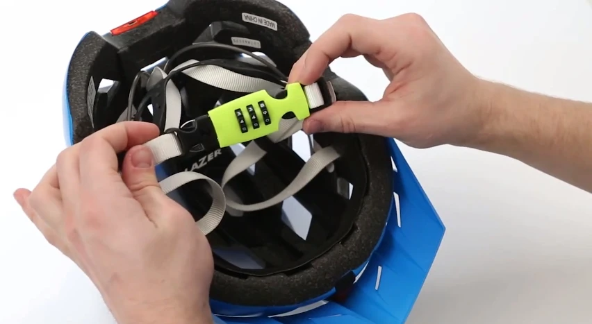 The Lazer Cappuccino locks the quick release buckle of a helmet strap