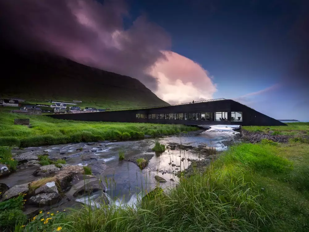 The Eysturkommuna Town Hall also serves as a grass-covered pedestrian bridge