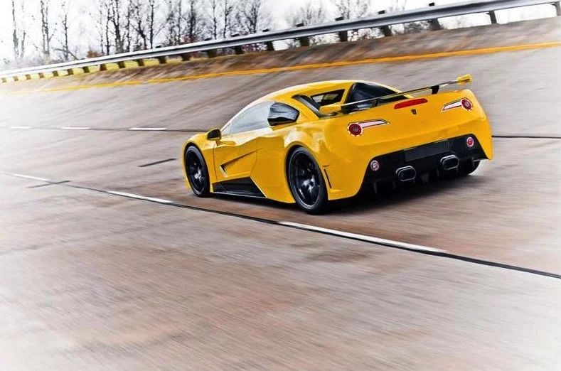 The AF8 is the successor to Arash's AF10, as well as car designs from Farboud Limited, Arash's predecessor