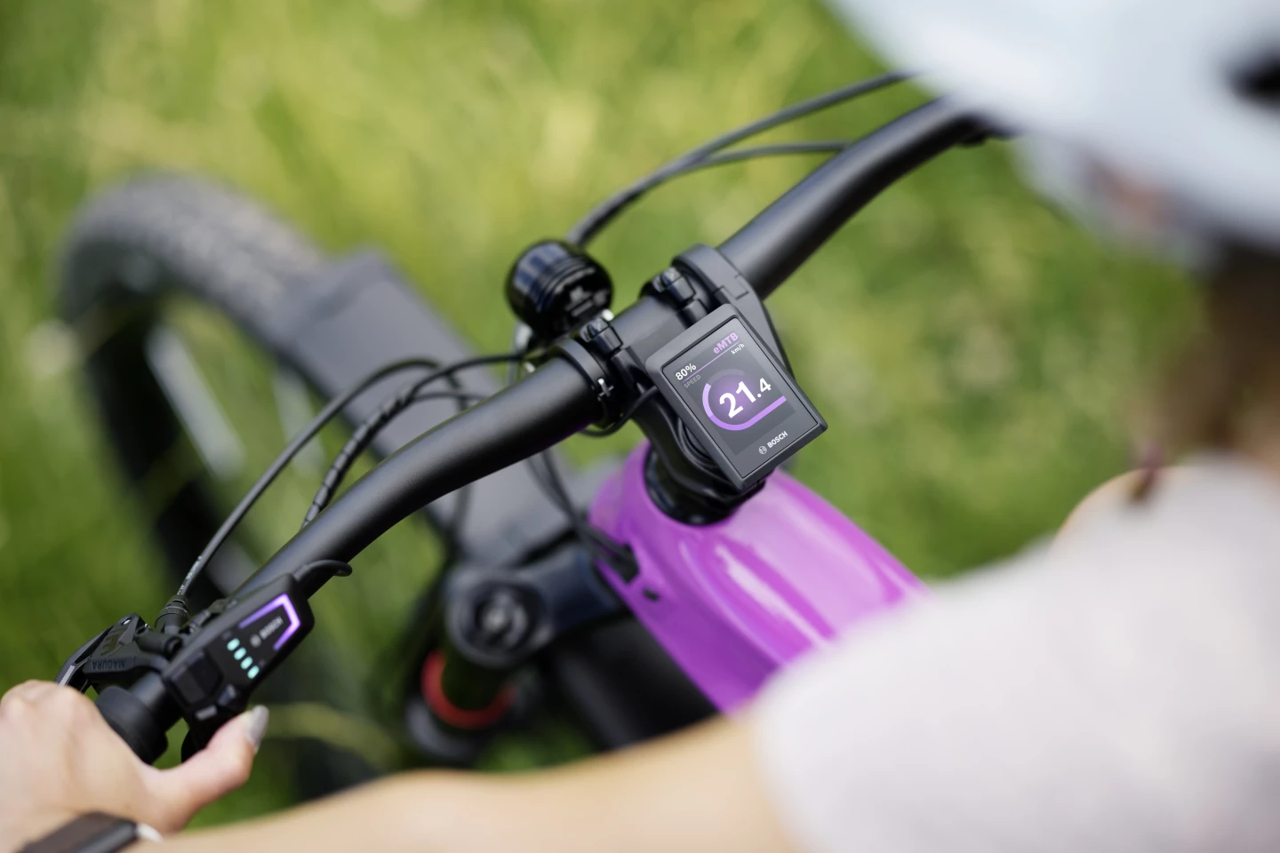 Bosch's new Kiox 300 color display mounts on the handlebars and tracks speed and battery levels