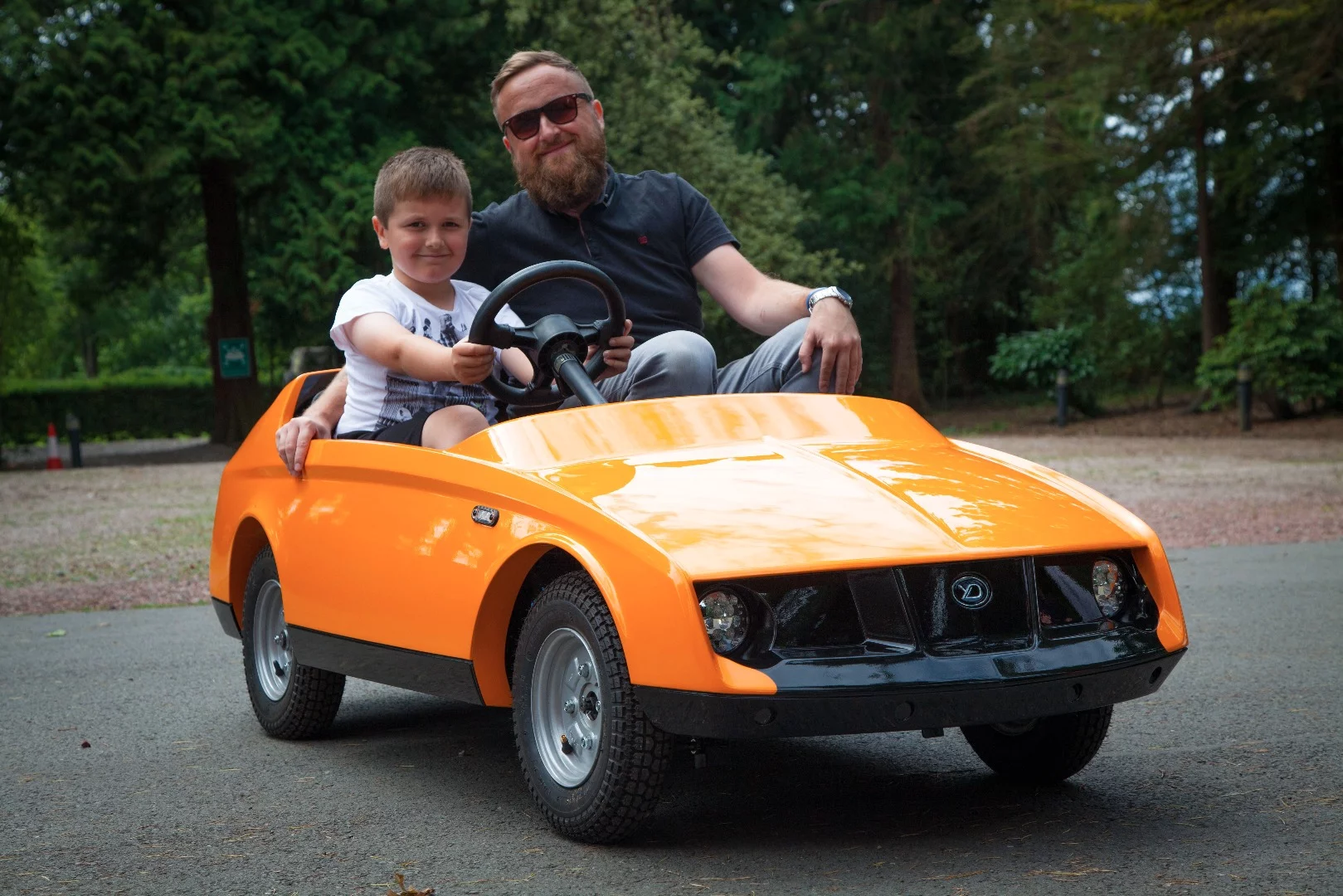 Adults can accompany their kids in the Firefly and enjoy a top speed of 10 mph in Experienced mode
