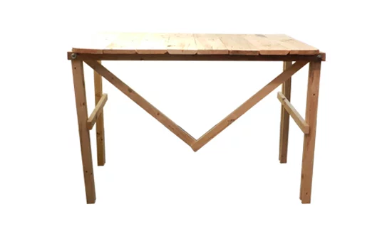 Pallet Room desk by Andrea Scandella