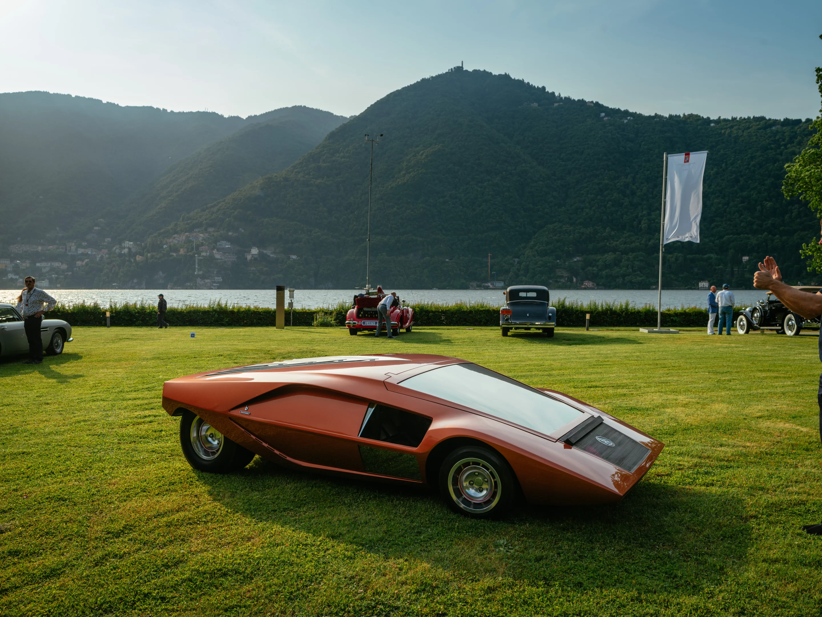 Though this 1970 Lancia Stratos Zero Concept by Bertone used a 1584cc Lancia Fulvia V4 engine engine, the basic Stratos Zero shape evolved into the successful Stratos HF rally car debuted in Turin the following year featuring a mid-mounted 190 hp (140 kW) 1,987 cc (121.3 cu in) Ferrari V6 from the Ferrari Dino.