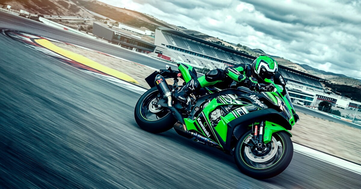 KAWASAKI NINJA ZX 10R 