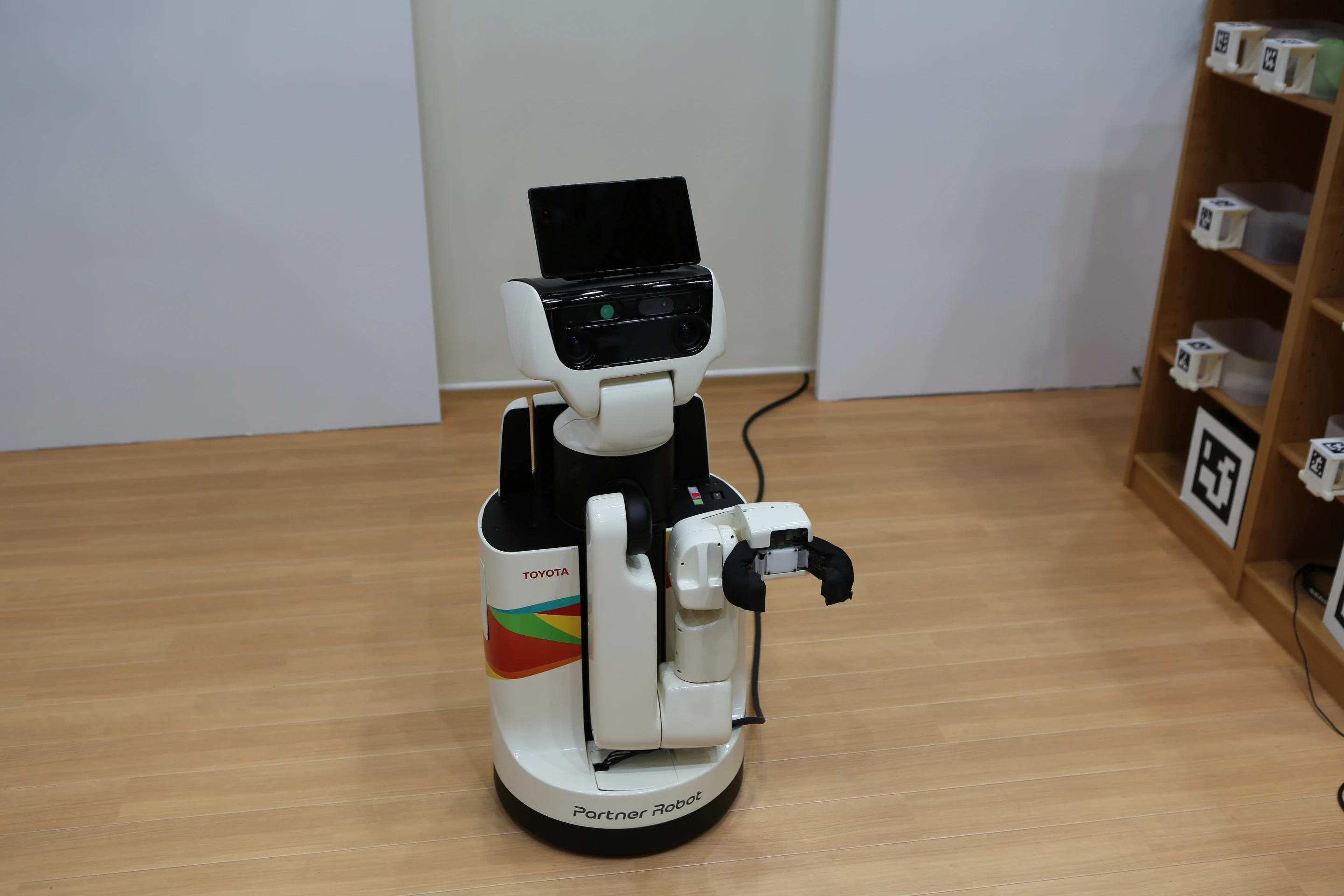 Toyota's Human Support Robot could become a fixture in hospitals, nursing homes, and private residences (Photo: Mike Hanlon, Gizmag)