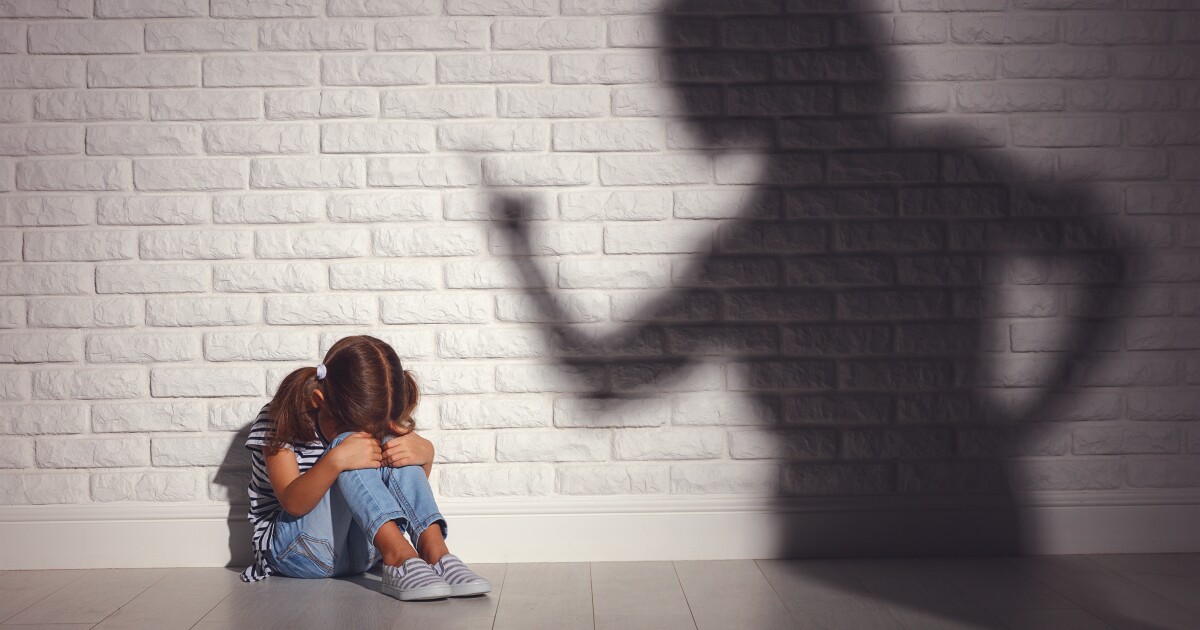 Childhood verbal abuse impacts mental health long-term Childhood verbal abuse impacts mental health long-term