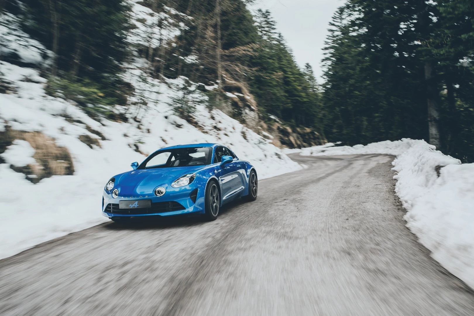 The A110 has a 44:56 weight distribution