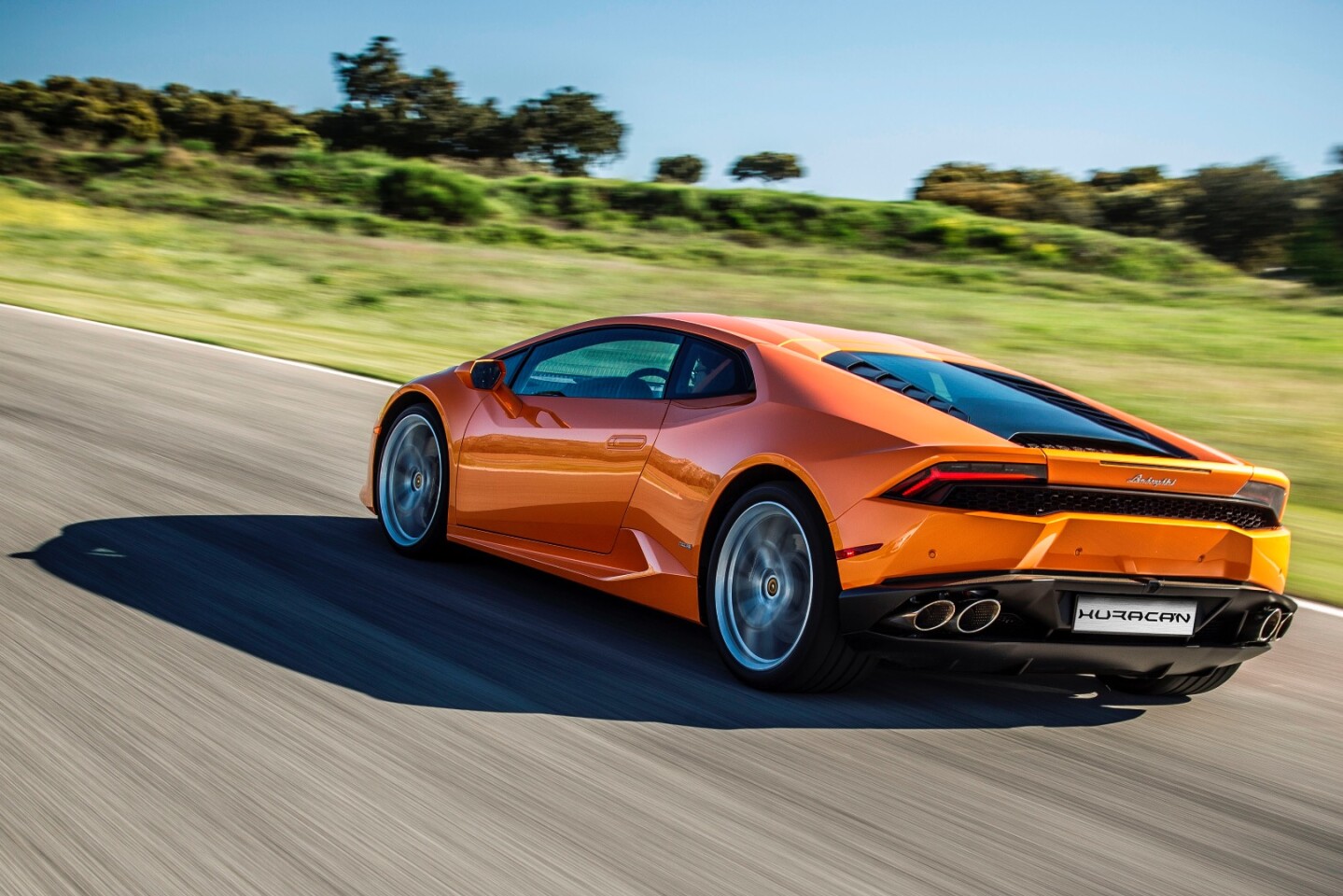 The 2016 Lamborghini Huracán gets standard cylinder deactivation and other small upgrades