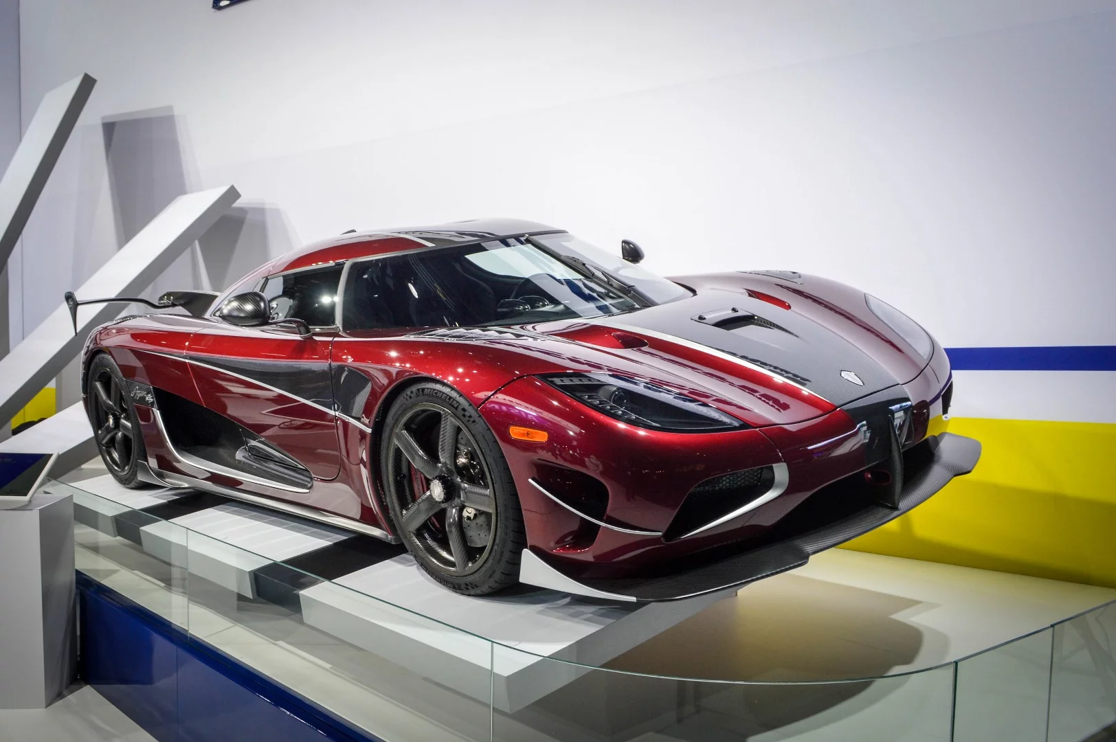 Michelin shows off the Koenigsegg Agera RS and its Pilot Sport Cup 2 tires
