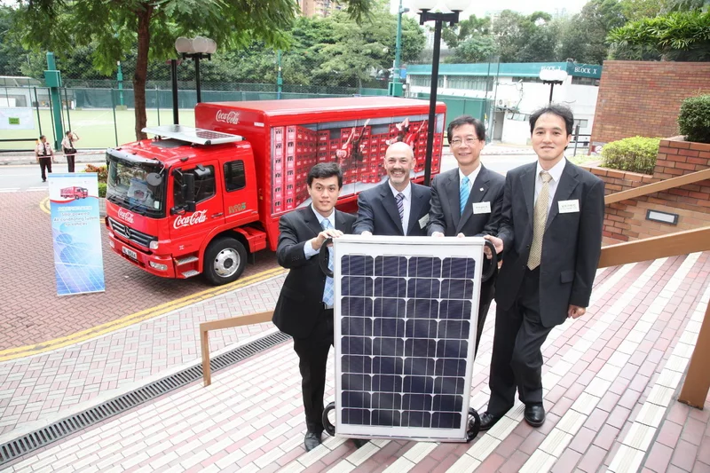 The PolyU team responsible for the solar-powered AC system