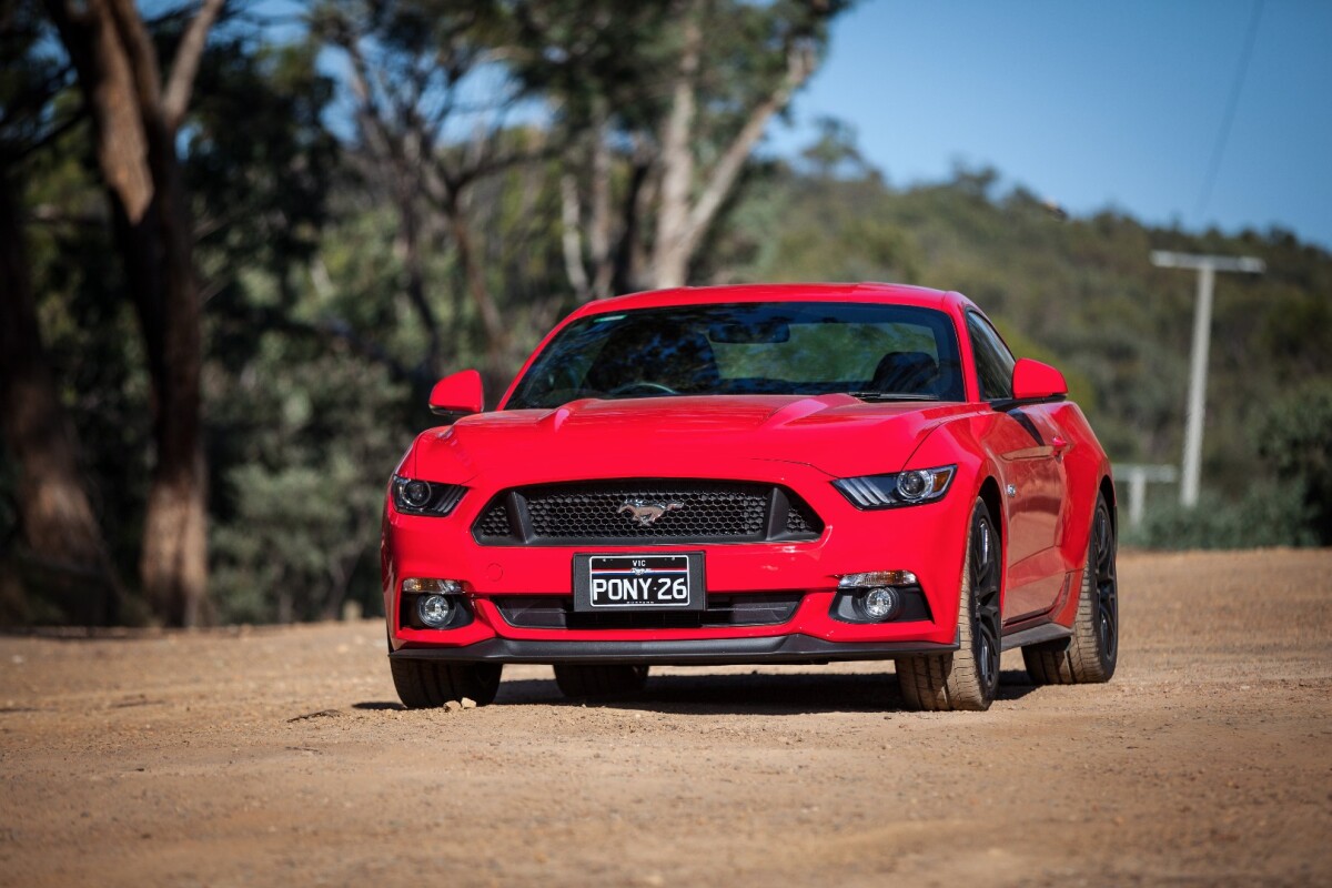 Review Ford S Mustang Gt Is A V8 Powered Smile Generator