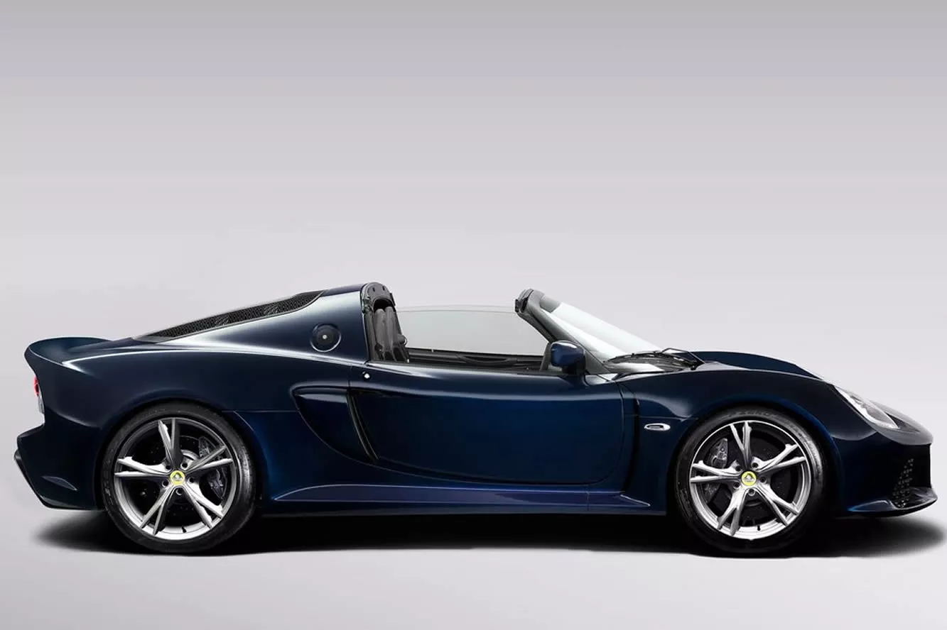 Lotus claims that the "mesmerizing grunt" of the coupÃ© is matched in this new Roadster
