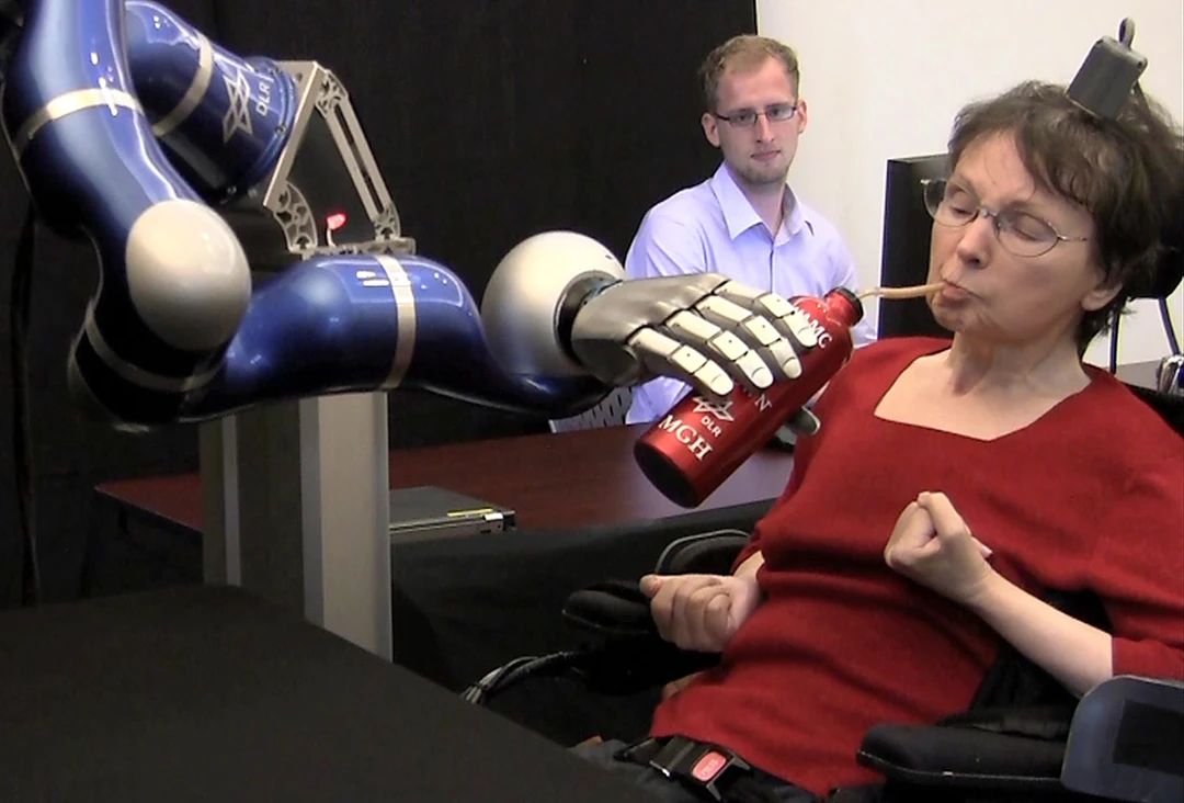 A paralyzed woman has used the experimental BrainGate neural interface system to get herself a drink of coffee, via a thought-controlled robotic arm