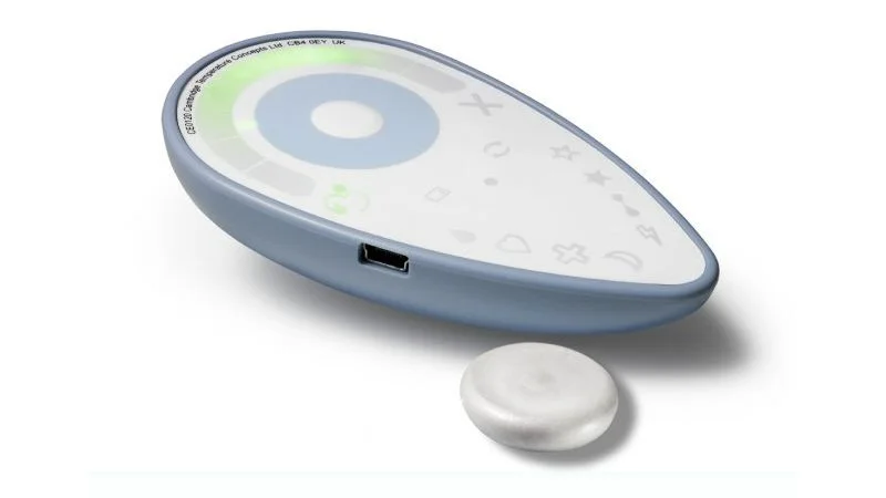 The DuoFertility system discreetly monitors body temperature for subtle changes related to ovulation and helps users plan the best time for a romantic evening