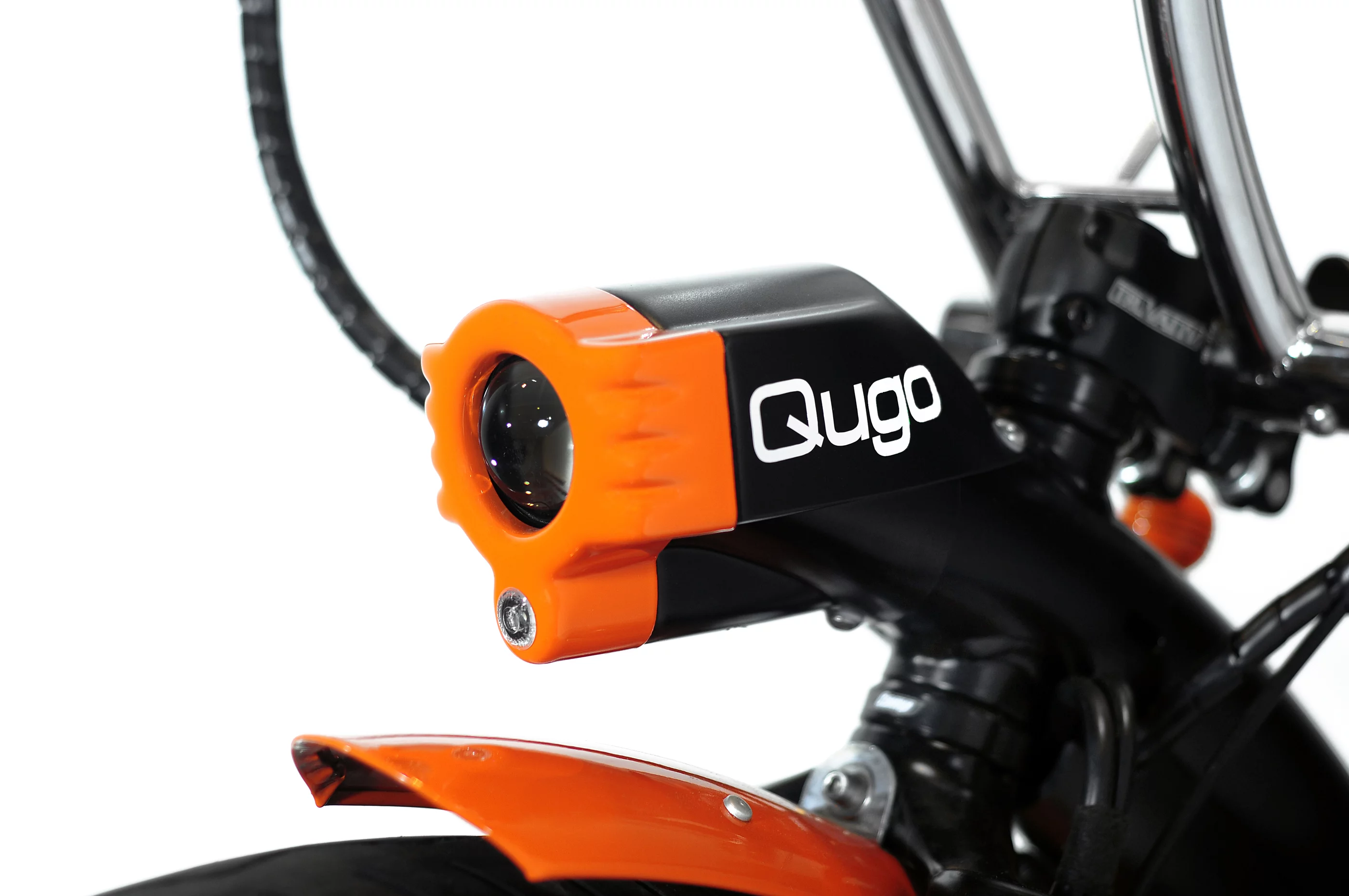 The Qugo's headlight