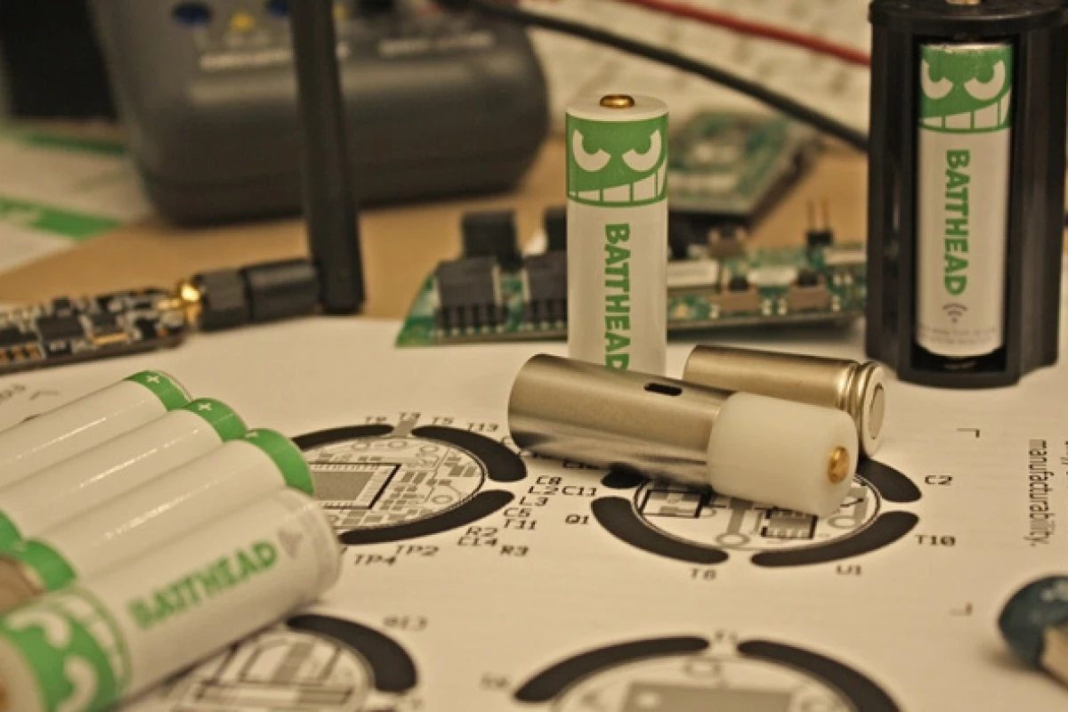 Battheads would allow any device using them to be controlled via a smartphone